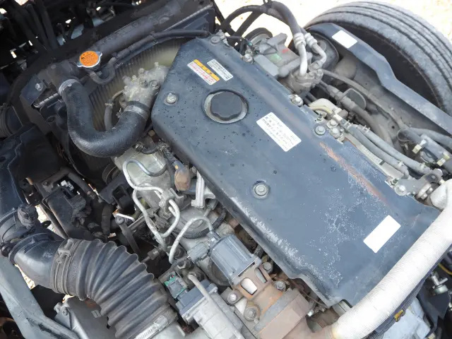 いすゞ エルフ PB-NKR81N(2WD)の写真38