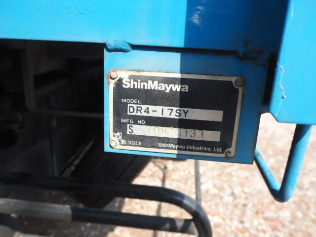 いすゞ エルフ PB-NKR81N(2WD)の写真42