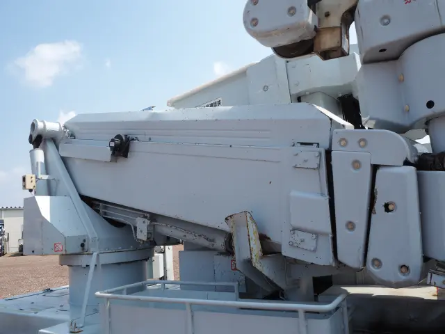 いすゞ エルフ PB-NKR81AN(2WD)の写真21