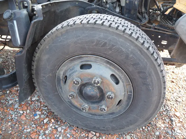 三菱 キャンター KK-FE63EEY(2WD)の写真20