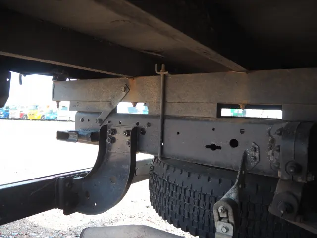 三菱 キャンター KK-FE63EEY(2WD)の写真27