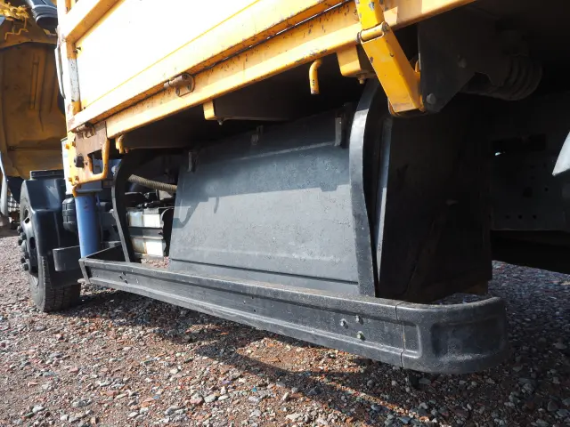 三菱 キャンター KK-FE63EEY(2WD)の写真32