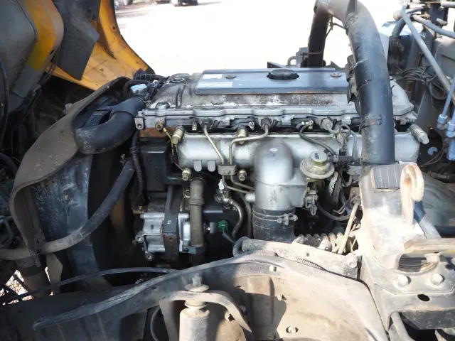 三菱 キャンター KK-FE63EEY(2WD)の写真36