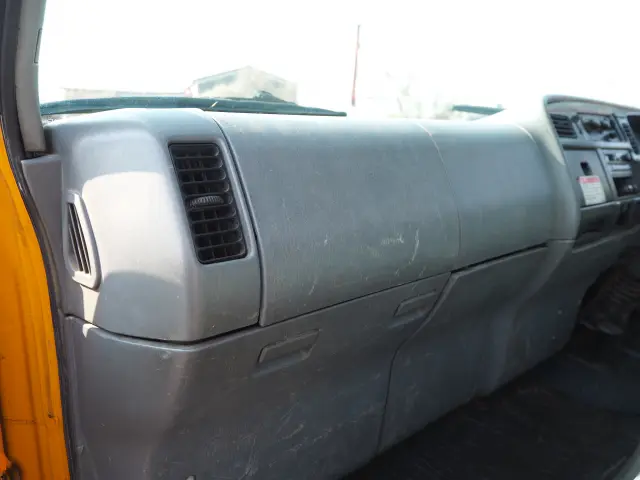 三菱 キャンター KK-FE63EEY(2WD)の写真40