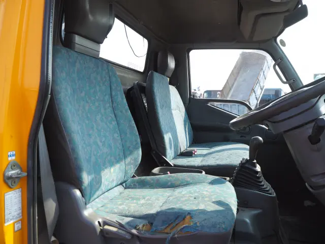 三菱 キャンター KK-FE63EEY(2WD)の写真43