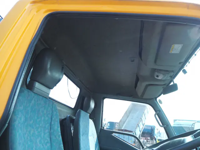 三菱 キャンター KK-FE63EEY(2WD)の写真45