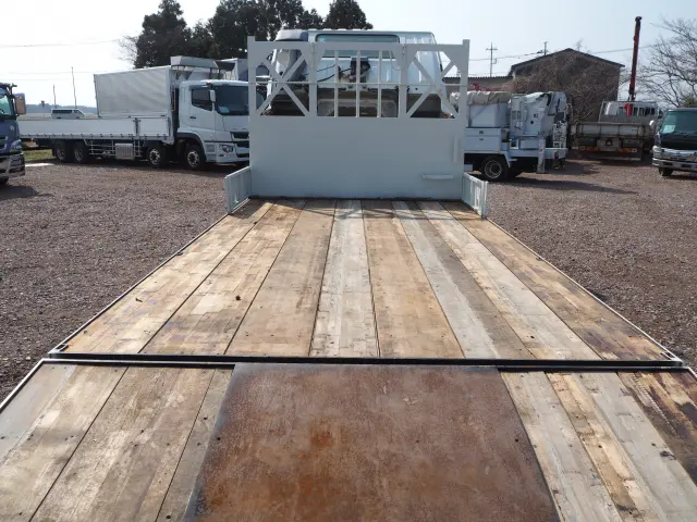 いすゞ フォワード KK-FRR35J4S(2WD)の写真24