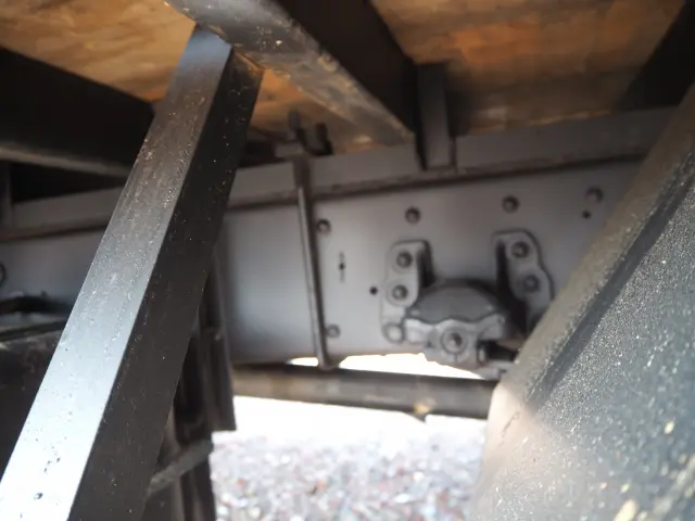 いすゞ フォワード KK-FRR35J4S(2WD)の写真31