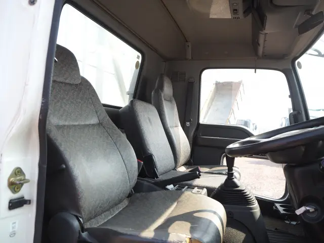 いすゞ フォワード KK-FRR35J4S(2WD)の写真41