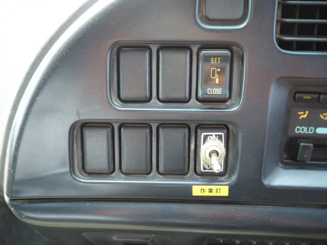 いすゞ フォワード KK-FRR35J4S(2WD)の写真47