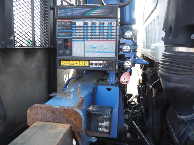 いすゞ フォワード PKG-FSR34S2(2WD)の写真10