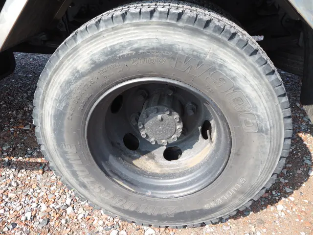 いすゞ フォワード PKG-FSR34S2(2WD)の写真32