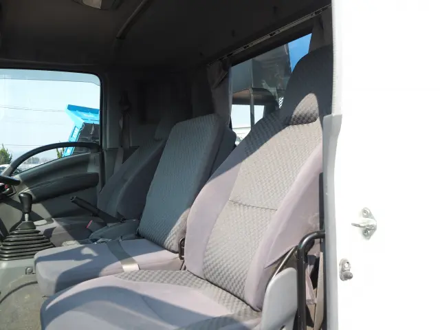 いすゞ フォワード PKG-FSR34S2(2WD)の写真42