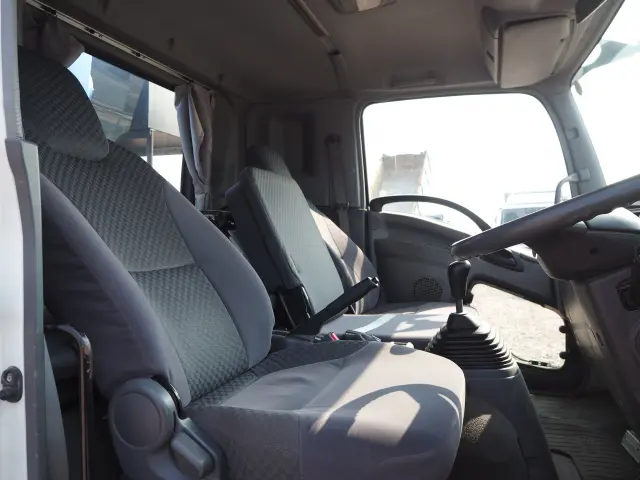 いすゞ フォワード PKG-FSR34S2(2WD)の写真43