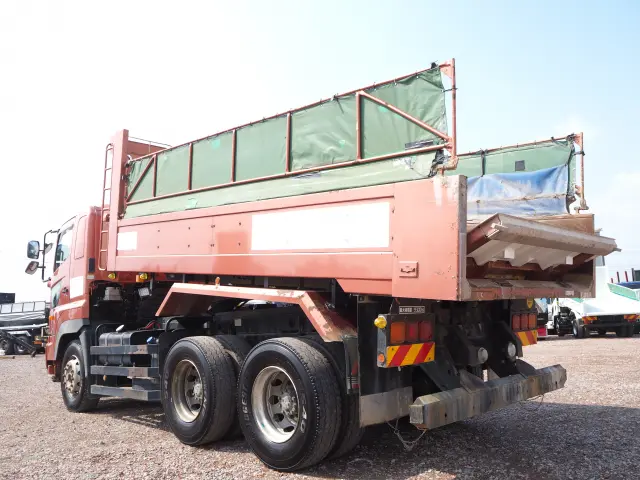 日野 プロフィア QPG-FS1AKDA(6x4)の写真3