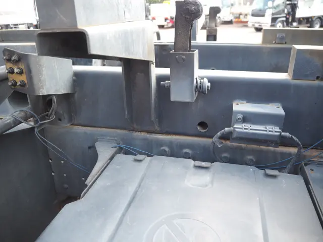 日野 プロフィア QPG-FS1AKDA(6x4)の写真17