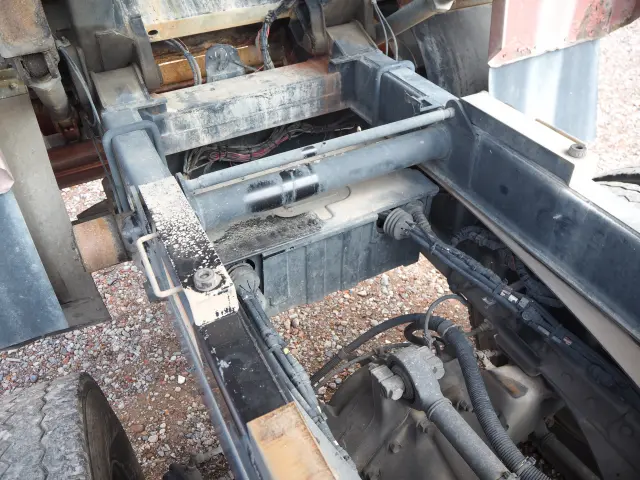 日野 プロフィア QPG-FS1AKDA(6x4)の写真26