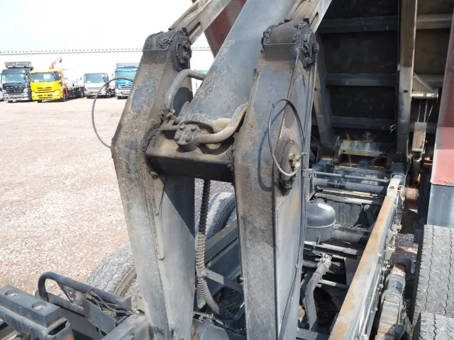 日野 プロフィア QPG-FS1AKDA(6x4)の写真40