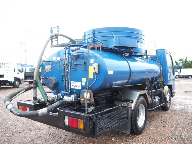 いすゞ エルフ SKG-NKR85AN(2WD)の写真5