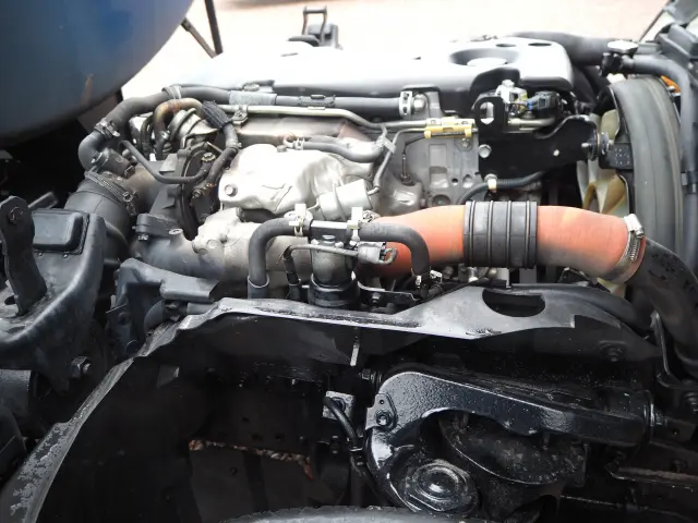 いすゞ エルフ SKG-NKR85AN(2WD)の写真12