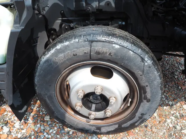 三菱 キャンター TPG-FBA00(2WD)の写真11