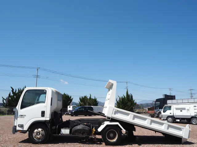 いすゞ エルフ PDG-NPR75N(2WD)の写真2