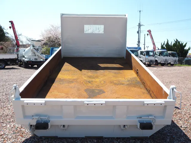 いすゞ エルフ PDG-NPR75N(2WD)の写真3