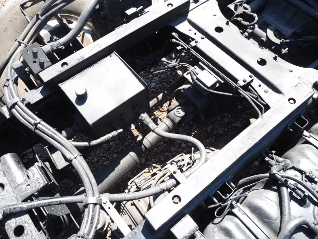 いすゞ エルフ PDG-NPR75N(2WD)の写真25