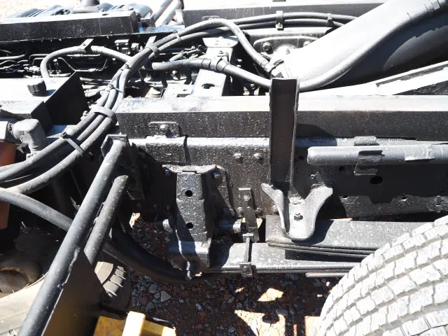 いすゞ エルフ PDG-NPR75N(2WD)の写真33