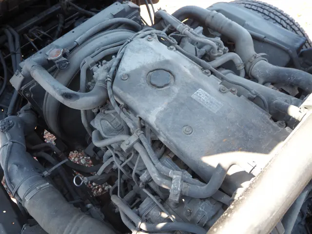 いすゞ エルフ PDG-NPR75N(2WD)の写真37