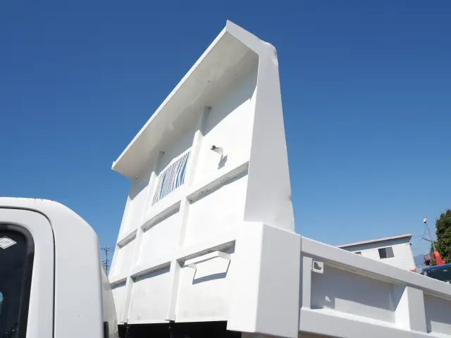 いすゞ エルフ PDG-NPR75N(2WD)の写真40