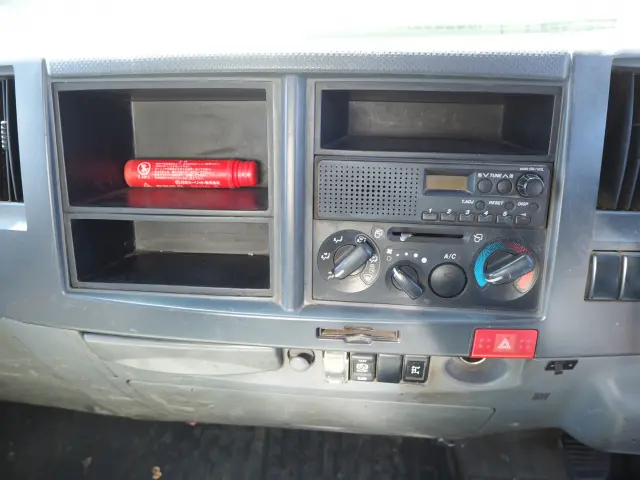 いすゞ エルフ PDG-NPR75N(2WD)の写真47