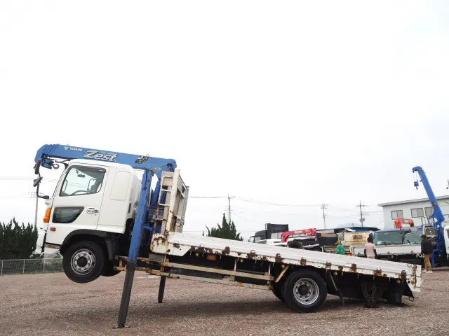 日野 レンジャー BDG-FE7JKWA(2WD)の写真2