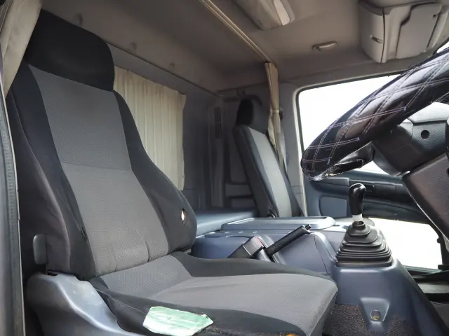 日野 レンジャー BDG-FE7JKWA(2WD)の写真41