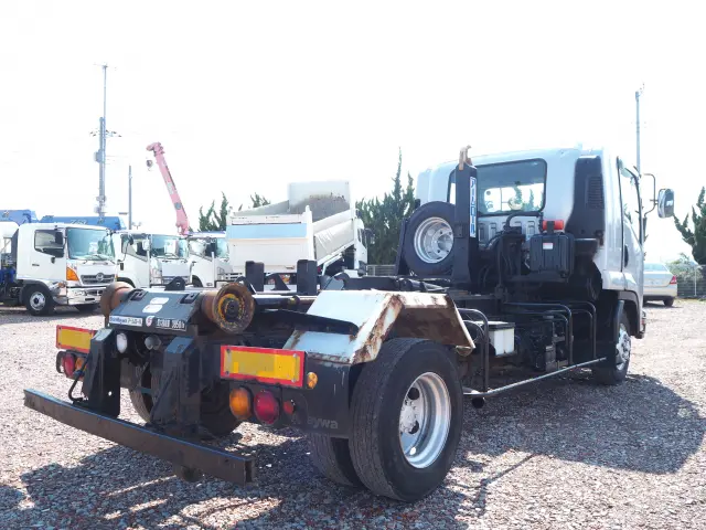 いすゞ フォワード PKG-FRR90S2(2WD)の写真5