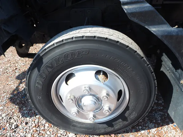 いすゞ フォワード PKG-FRR90S2(2WD)の写真32