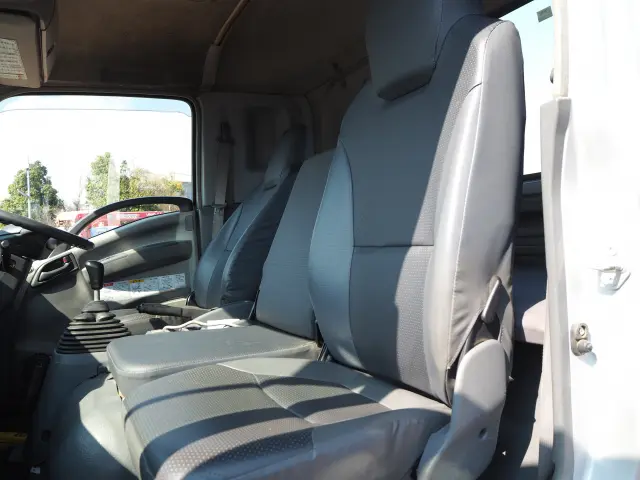 いすゞ フォワード PKG-FRR90S2(2WD)の写真39