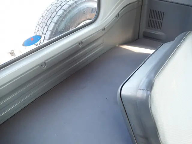 いすゞ フォワード PKG-FRR90S2(2WD)の写真44