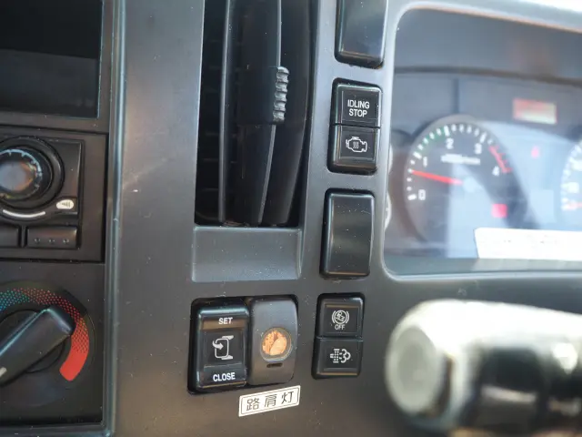 いすゞ フォワード PKG-FRR90S2(2WD)の写真48