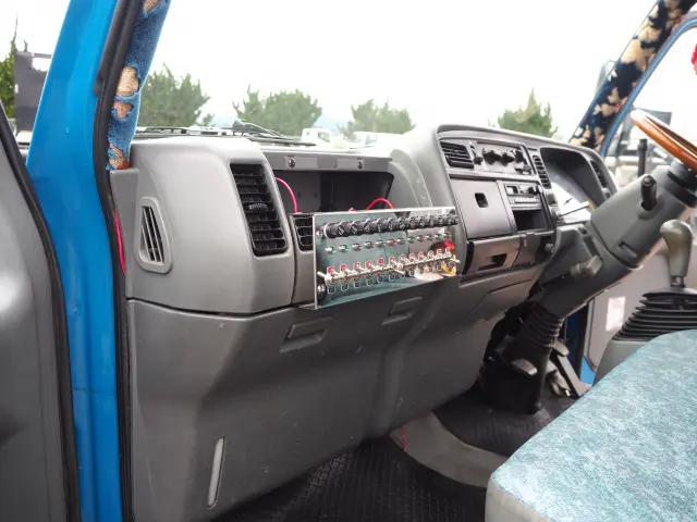 三菱 キャンター KK-FE53EBD(2WD)の写真40