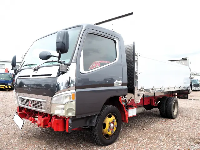 三菱 キャンター KK-FE82CE(2WD)の写真1