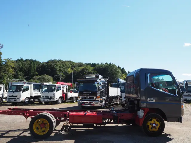 三菱 キャンター KK-FE82CE(2WD)の写真6