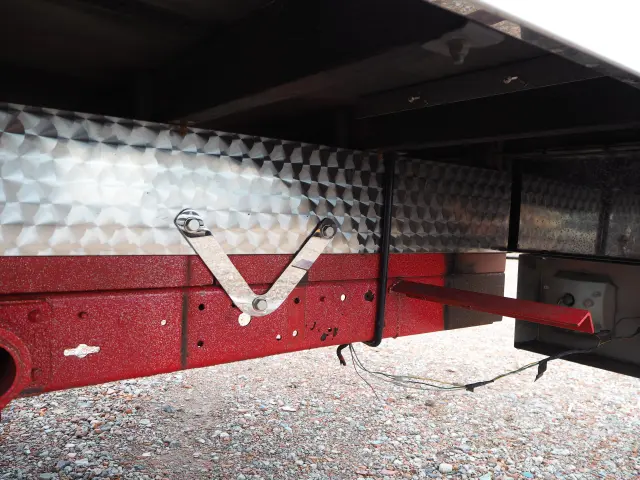 三菱 キャンター KK-FE82CE(2WD)の写真21