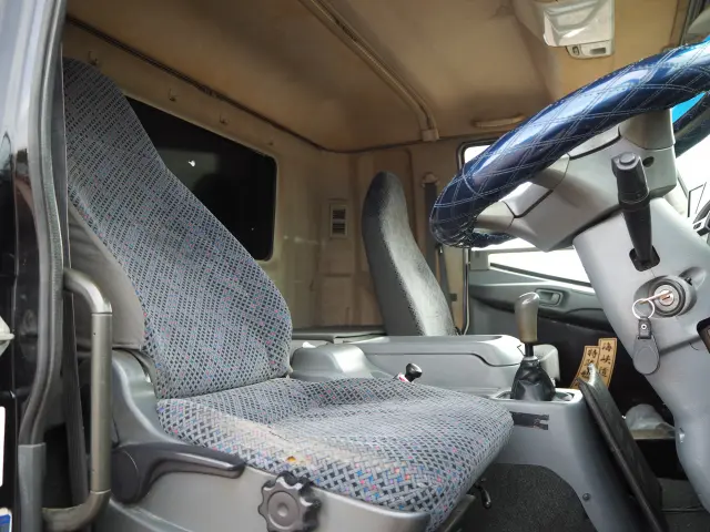 三菱 ファイター PDG-FQ62F(6x4)の写真44