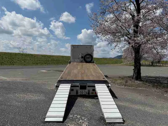 いすゞ フォワード QKG-FVZ34U2(6x4)の写真4