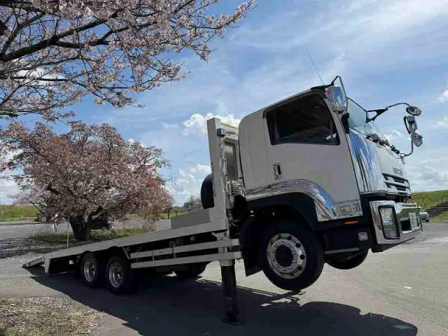 いすゞ フォワード QKG-FVZ34U2(6x4)の写真6