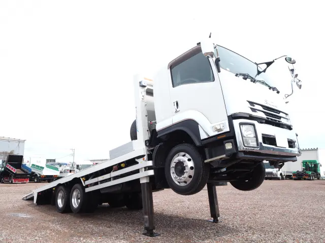 いすゞ フォワード QKG-FVZ34U2(6x4)の写真19