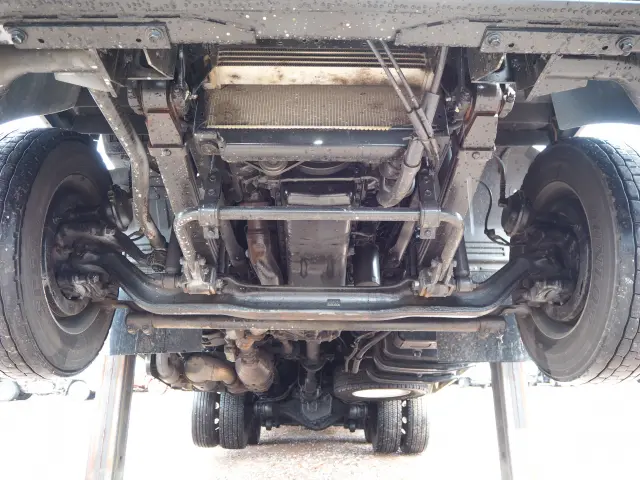 いすゞ フォワード QKG-FVZ34U2(6x4)の写真21