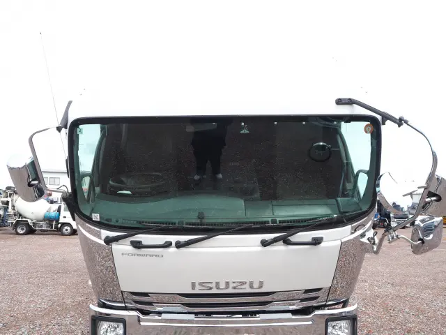いすゞ フォワード QKG-FVZ34U2(6x4)の写真28