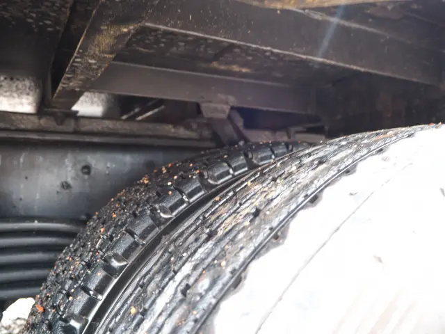 いすゞ フォワード QKG-FVZ34U2(6x4)の写真35